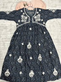 Nyra cut SlubCotton Set - Chikankari official
