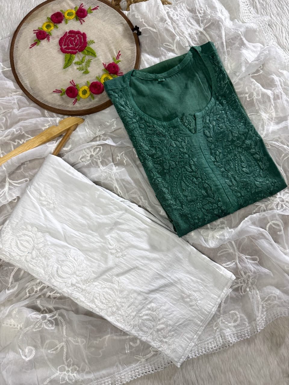 Ombre Rayon Kurta with Aari Work Dupatta & Handwork Pant - Chikankari official