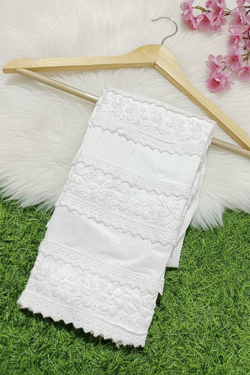 Lace bottom Trending Pant