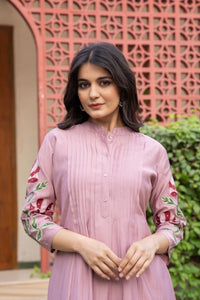 Panel Wotk Heavy embroidery pleated Pattern kurta & Pant - Chikankari official