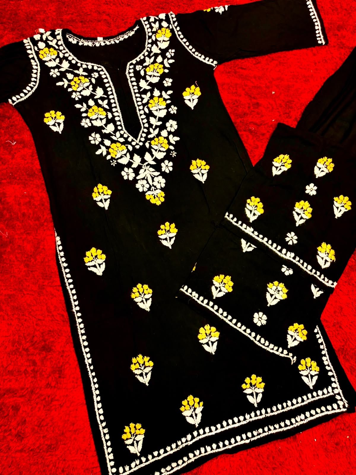 Phool Heavy 3d 2pc set flowered Chikankari - Chikankari official
