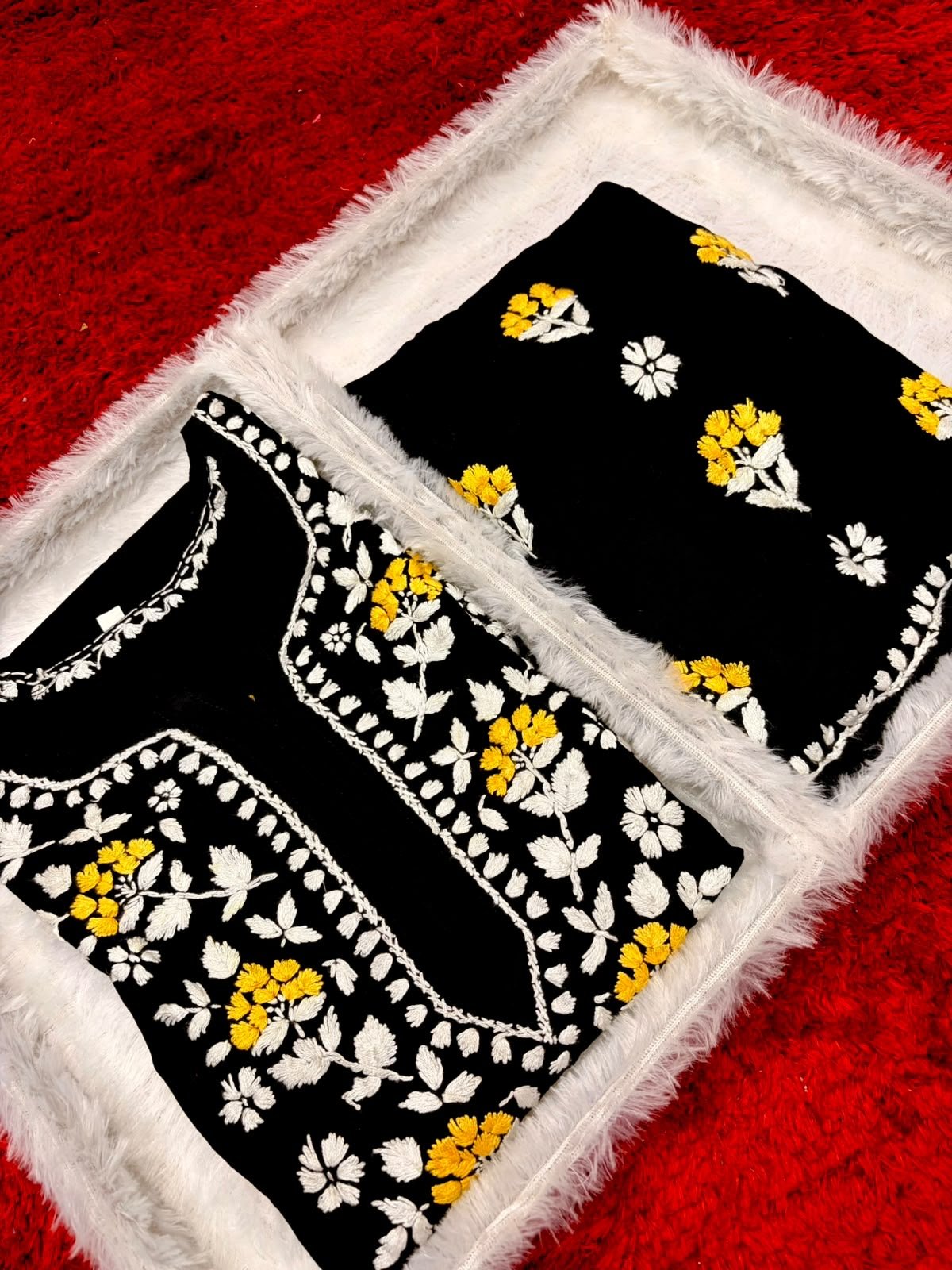 Phool Heavy 3d 2pc set flowered Chikankari - Chikankari official