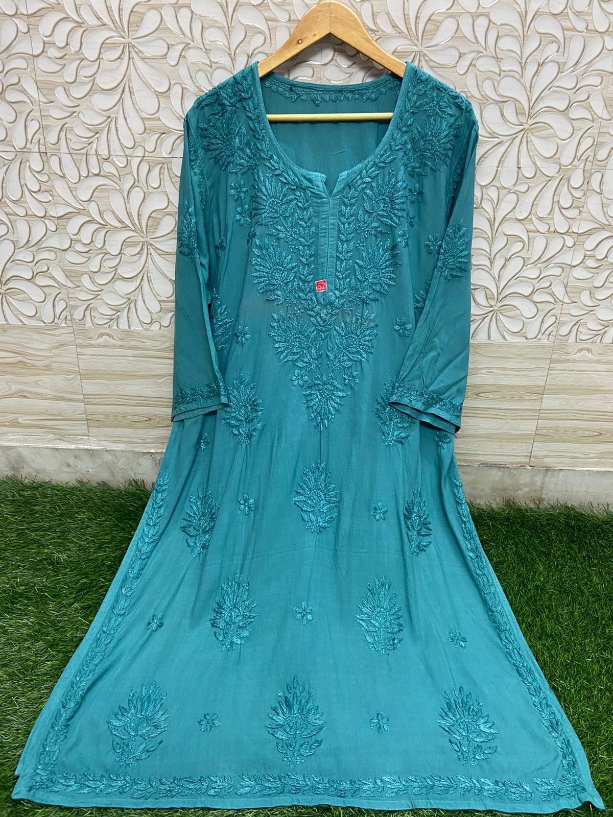 46 / sea green