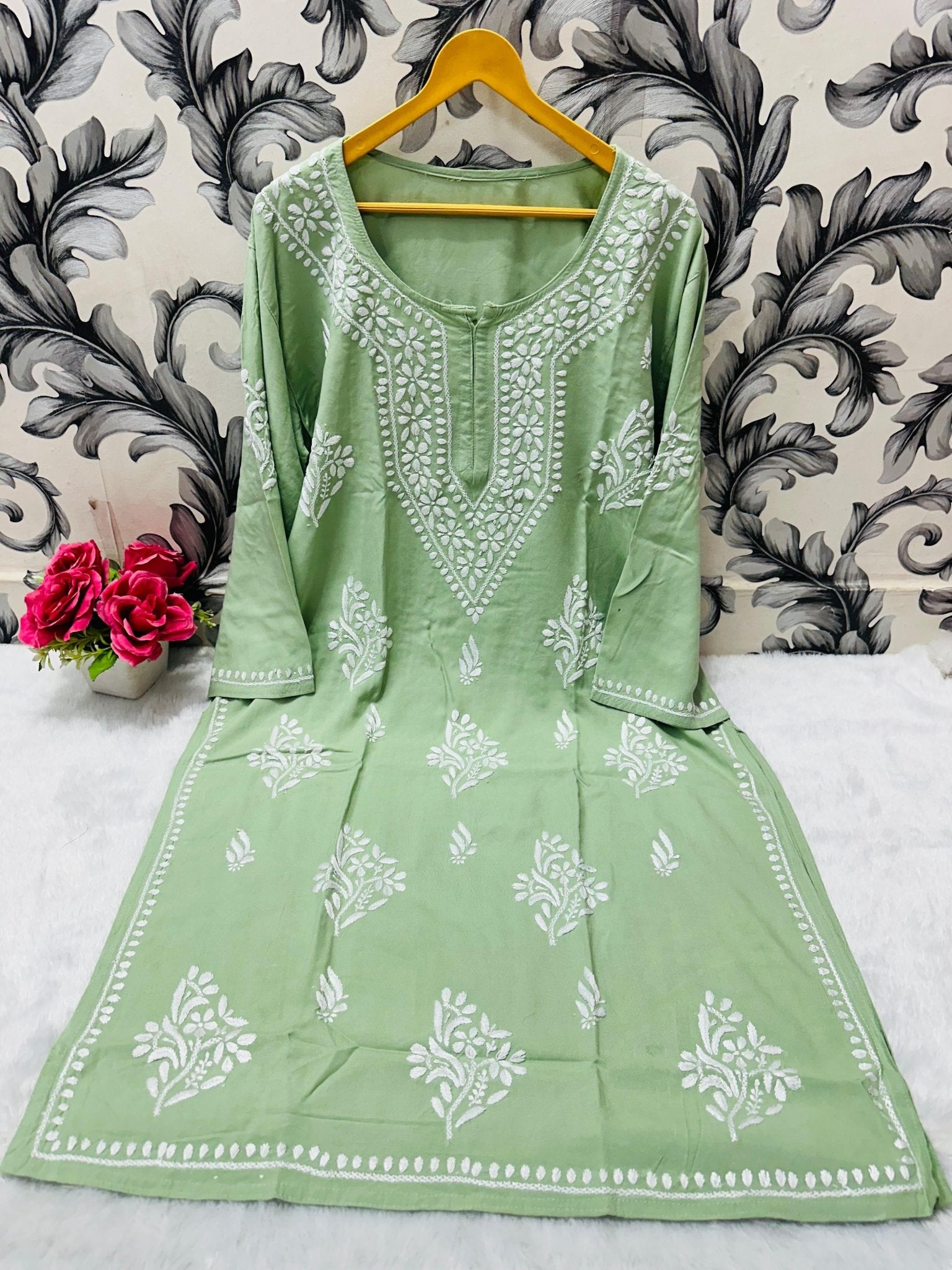 42 / apple green