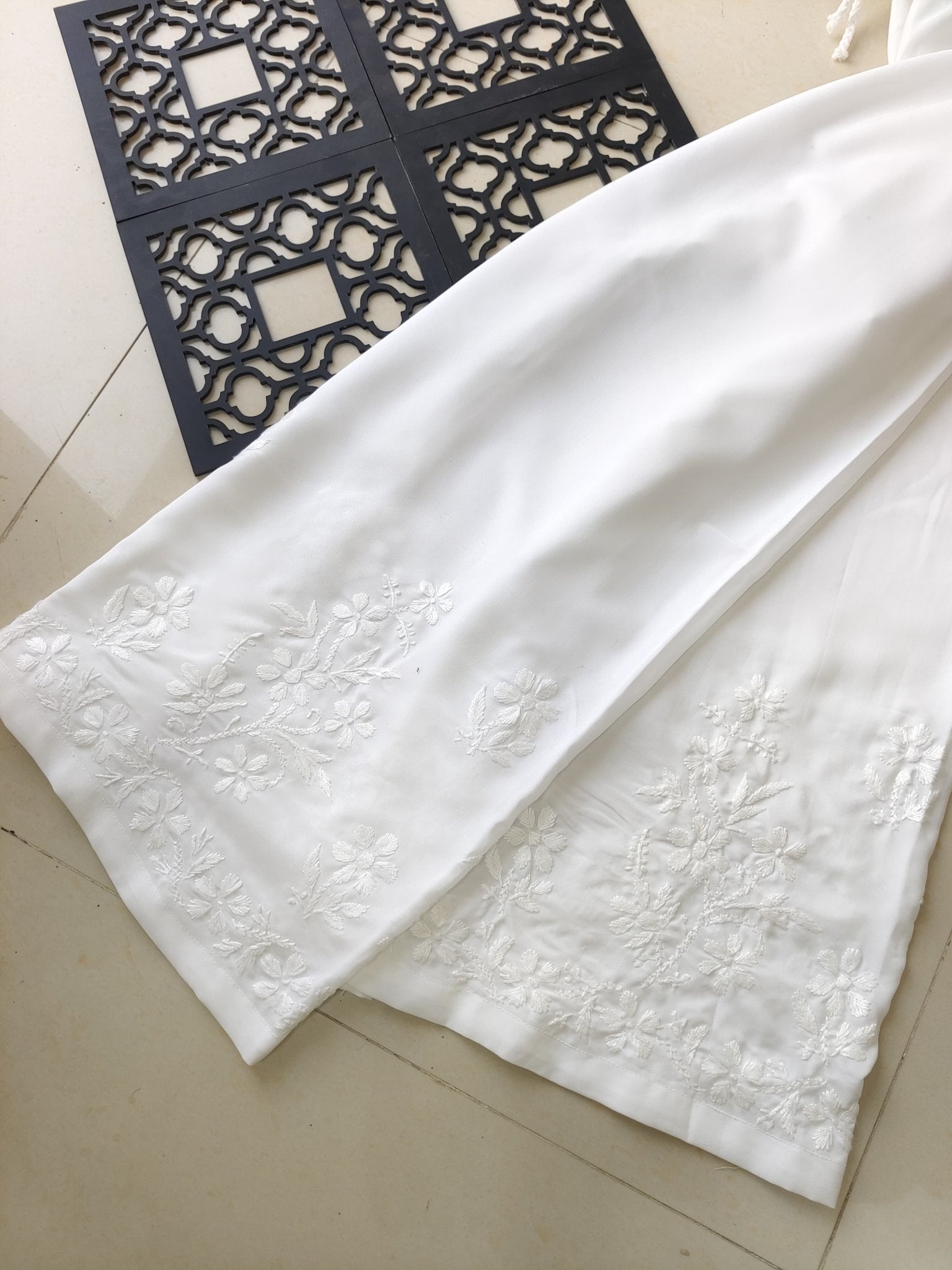 Premium 3D Modal worm Daman Kurta - Chikankari official