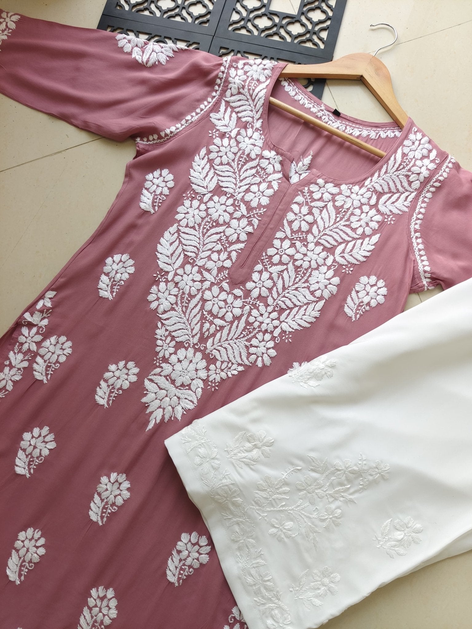 Premium 3D Modal worm Daman Kurta - Chikankari official
