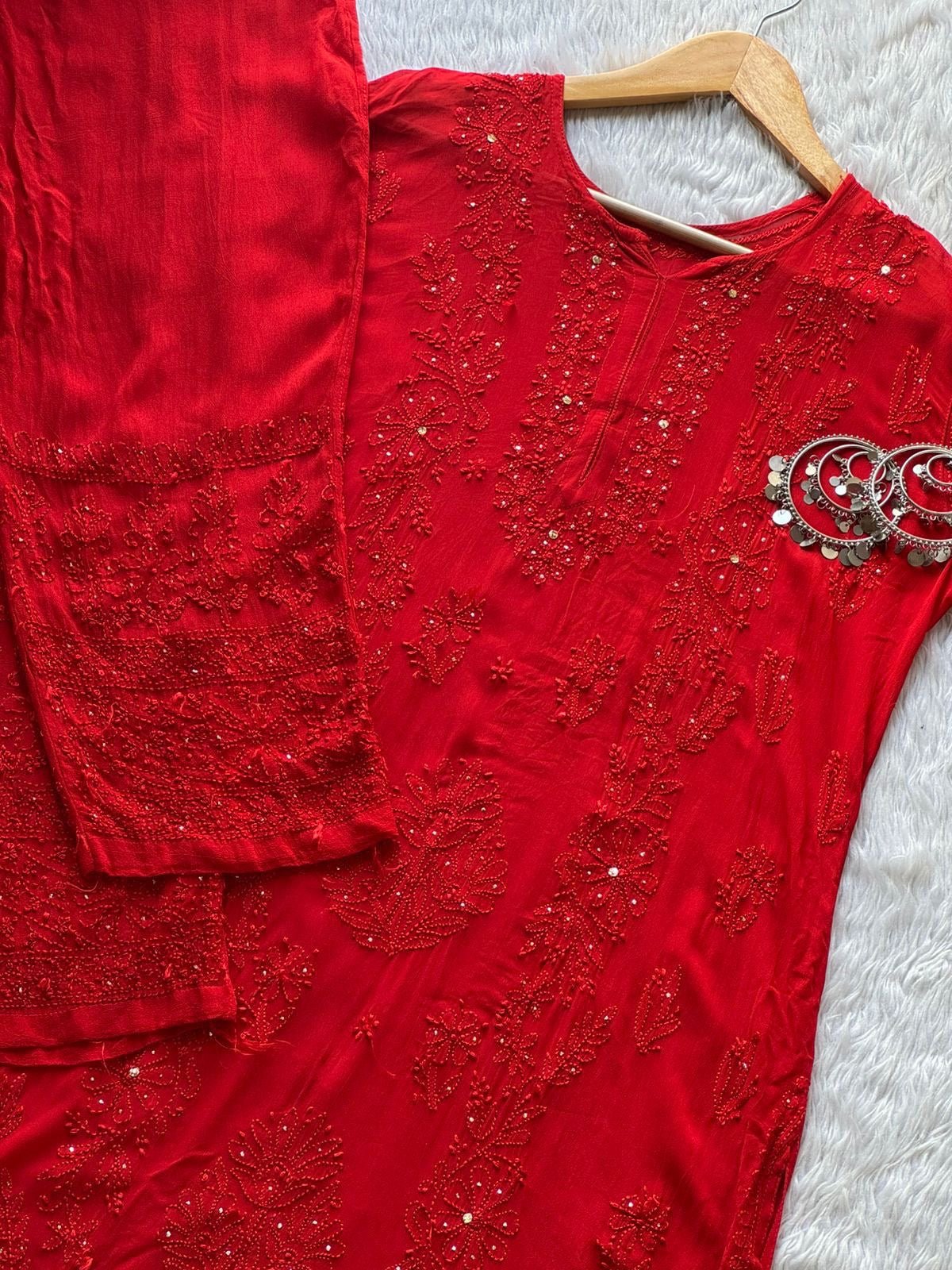 premium beautiful lining boota Viscouse kurti with jaal pant - Chikankari official