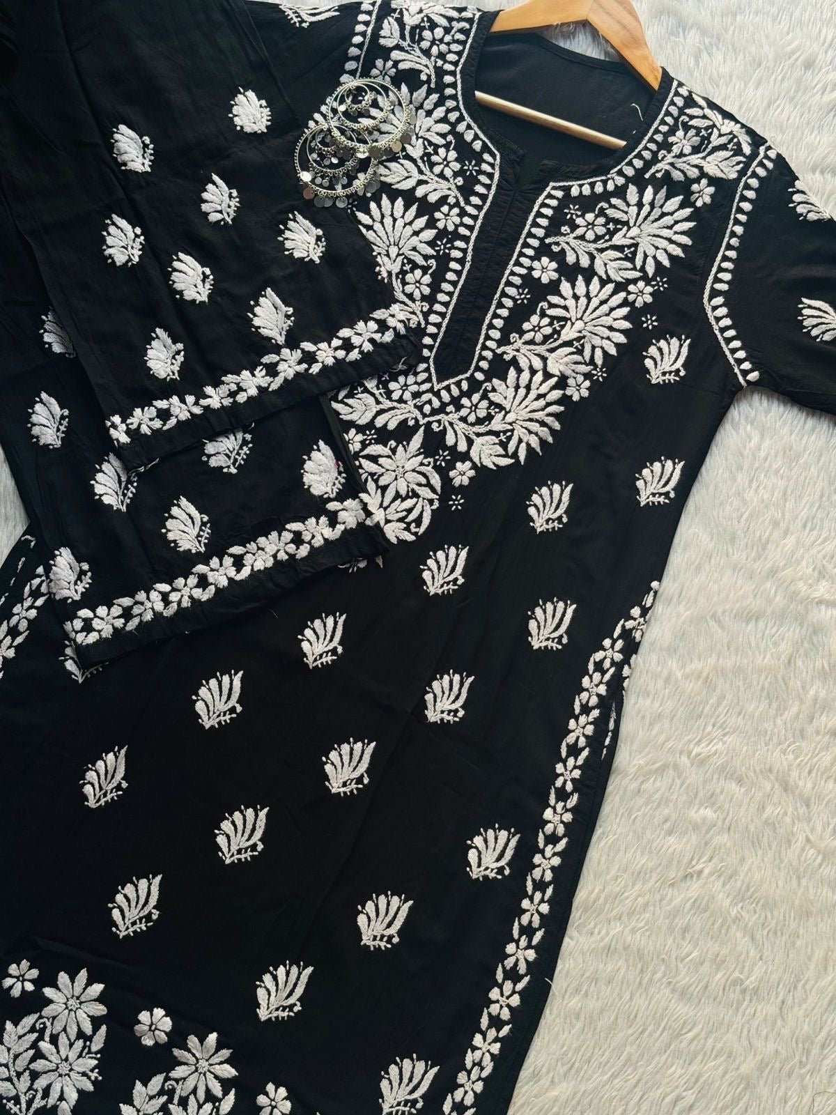 premium beautiful modal set - Chikankari official