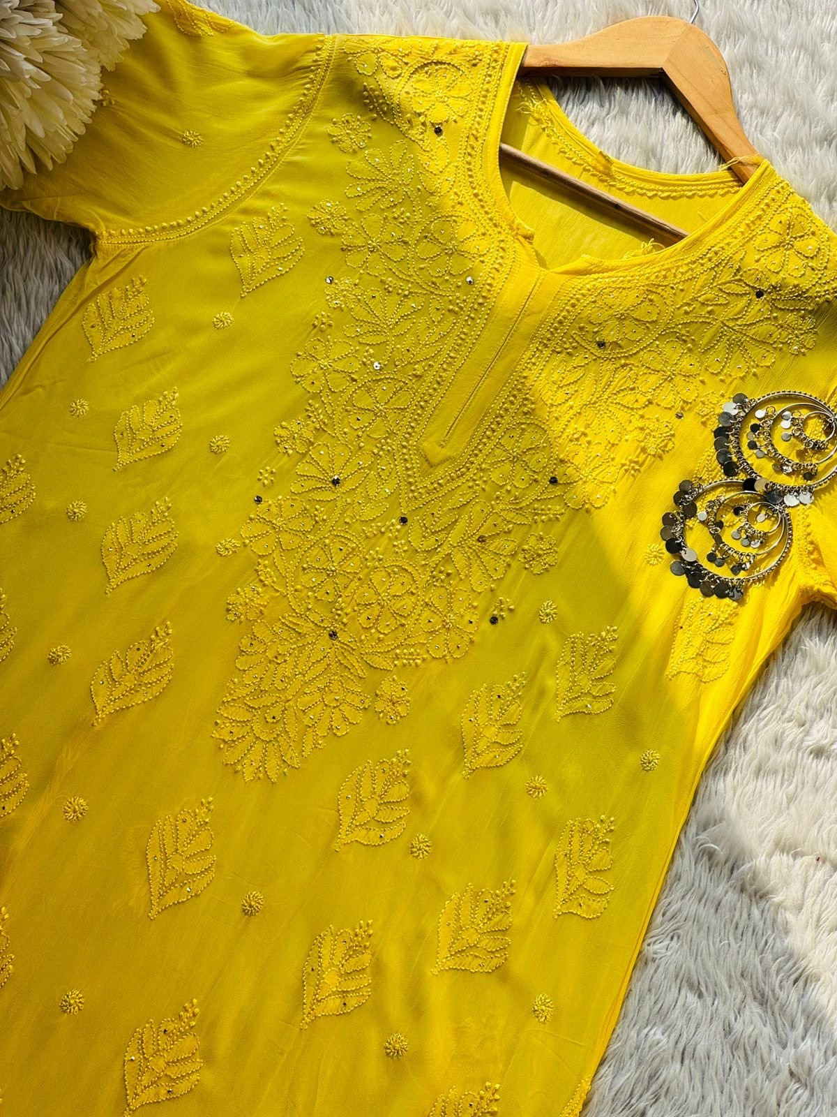 Premium Beautiful Resham Gala Booti Viscose Kurti - Chikankari official