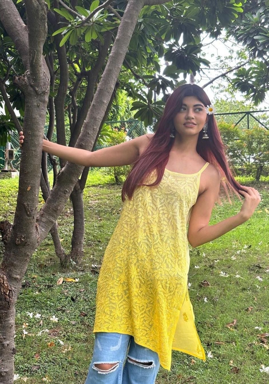 38 / yellow