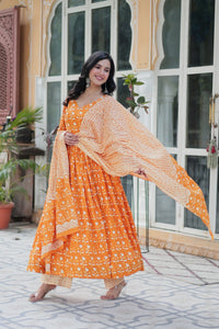Premium Digital Print Kurti With Pant & Dupatta set - Chikankari official