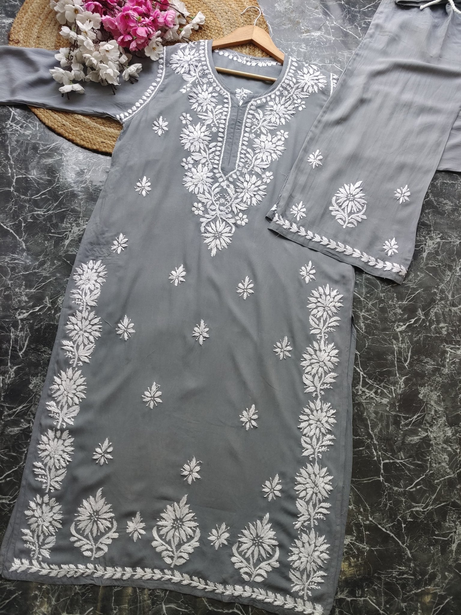 Premium Modal Crafted Chikankari set - Chikankari official