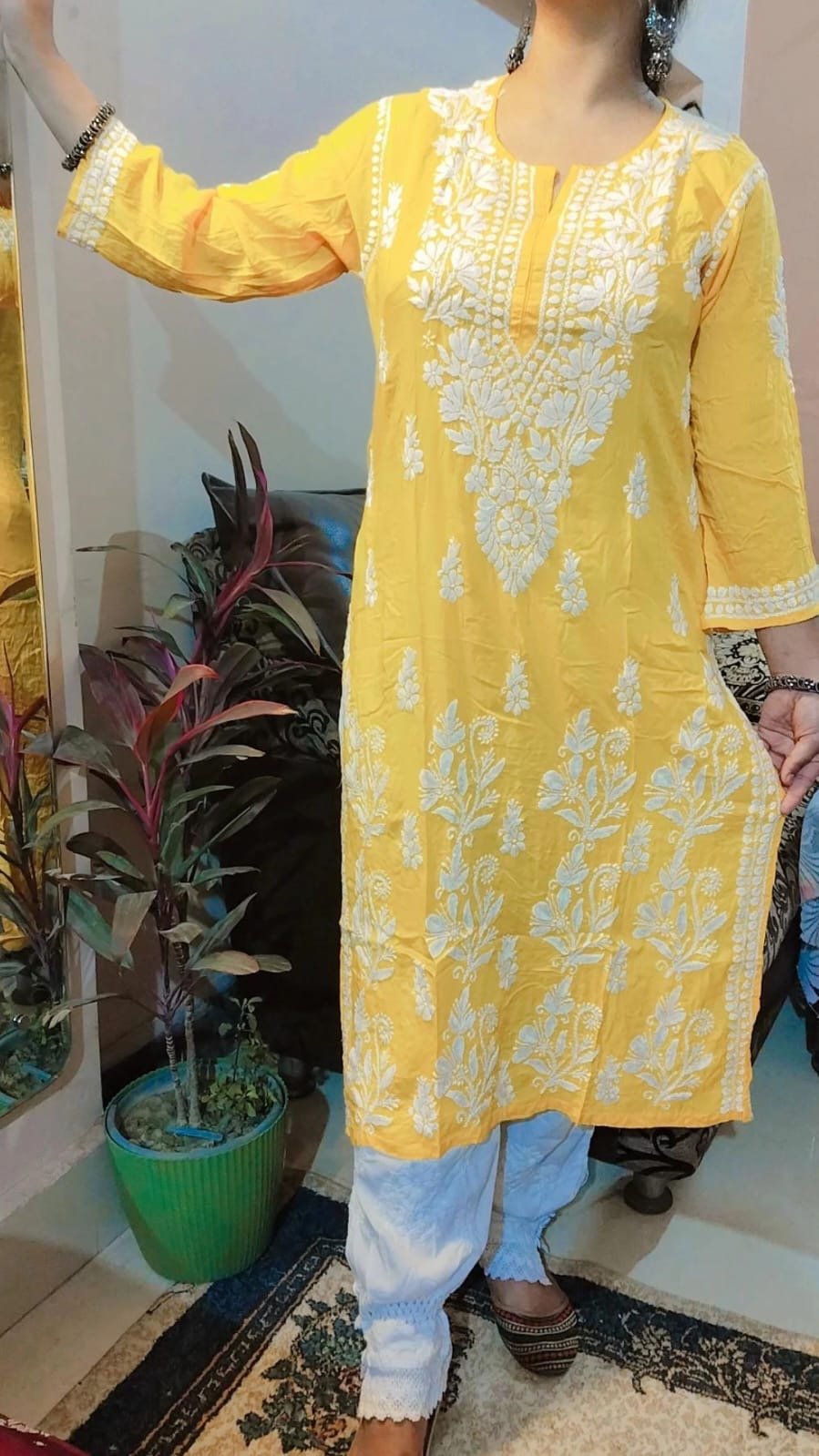 Premium Quality modaal with heavy Ghaas Patti work - Chikankari official