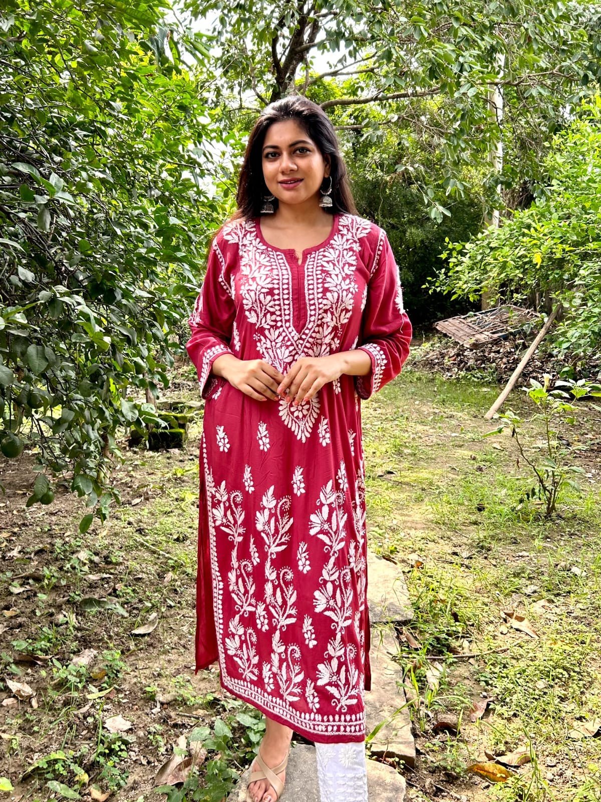 Premium Quality modaal with heavy Ghaas Patti work - Chikankari official