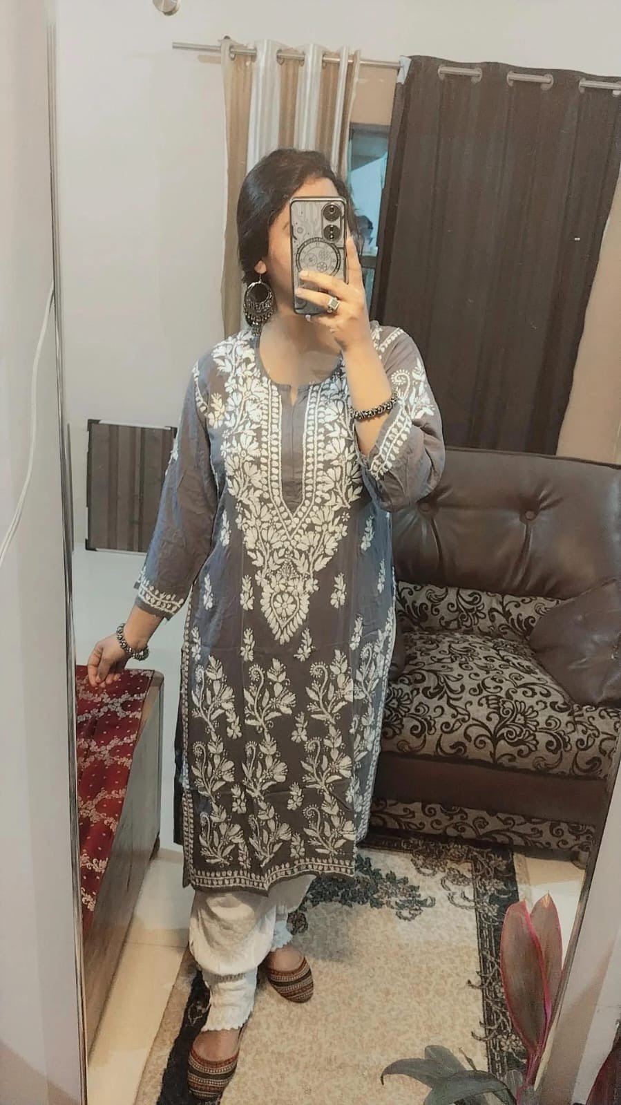 Premium Quality modaal with heavy Ghaas Patti work - Chikankari official