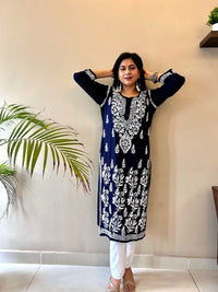 Premium Quality modaal with heavy Ghaas Patti work - Chikankari official