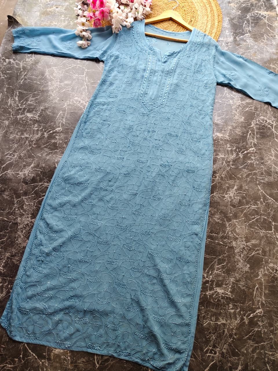 Premium viscose kurti With resham jaal allover work - Chikankari official