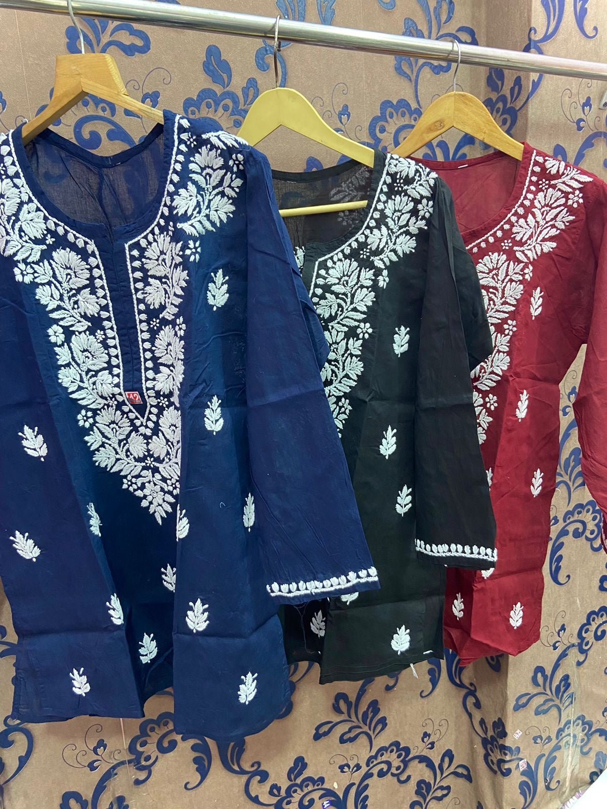 36 / navy blue
