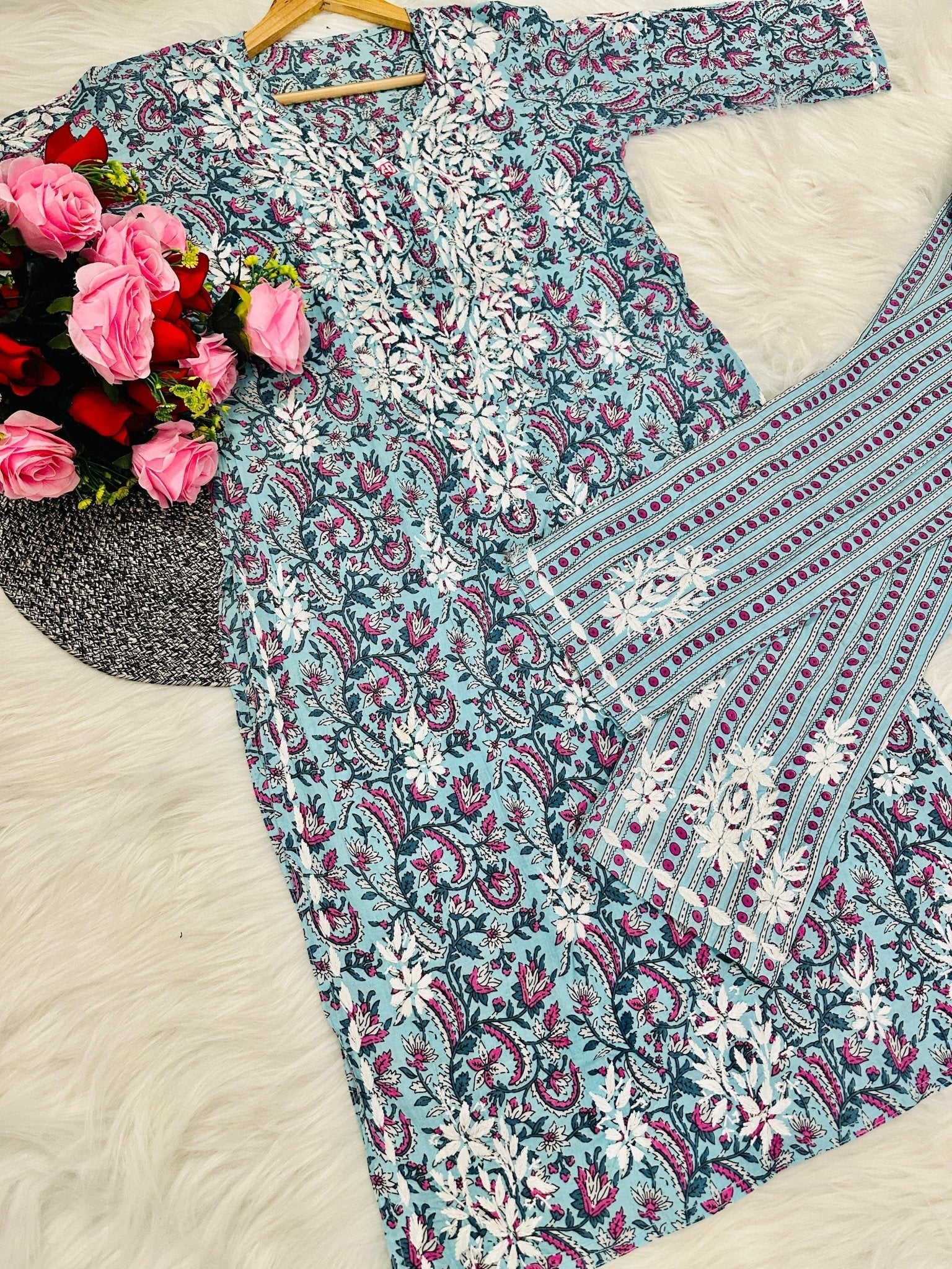 Pure Handowork Soft & Comfy Mul Combo - Chikankari official