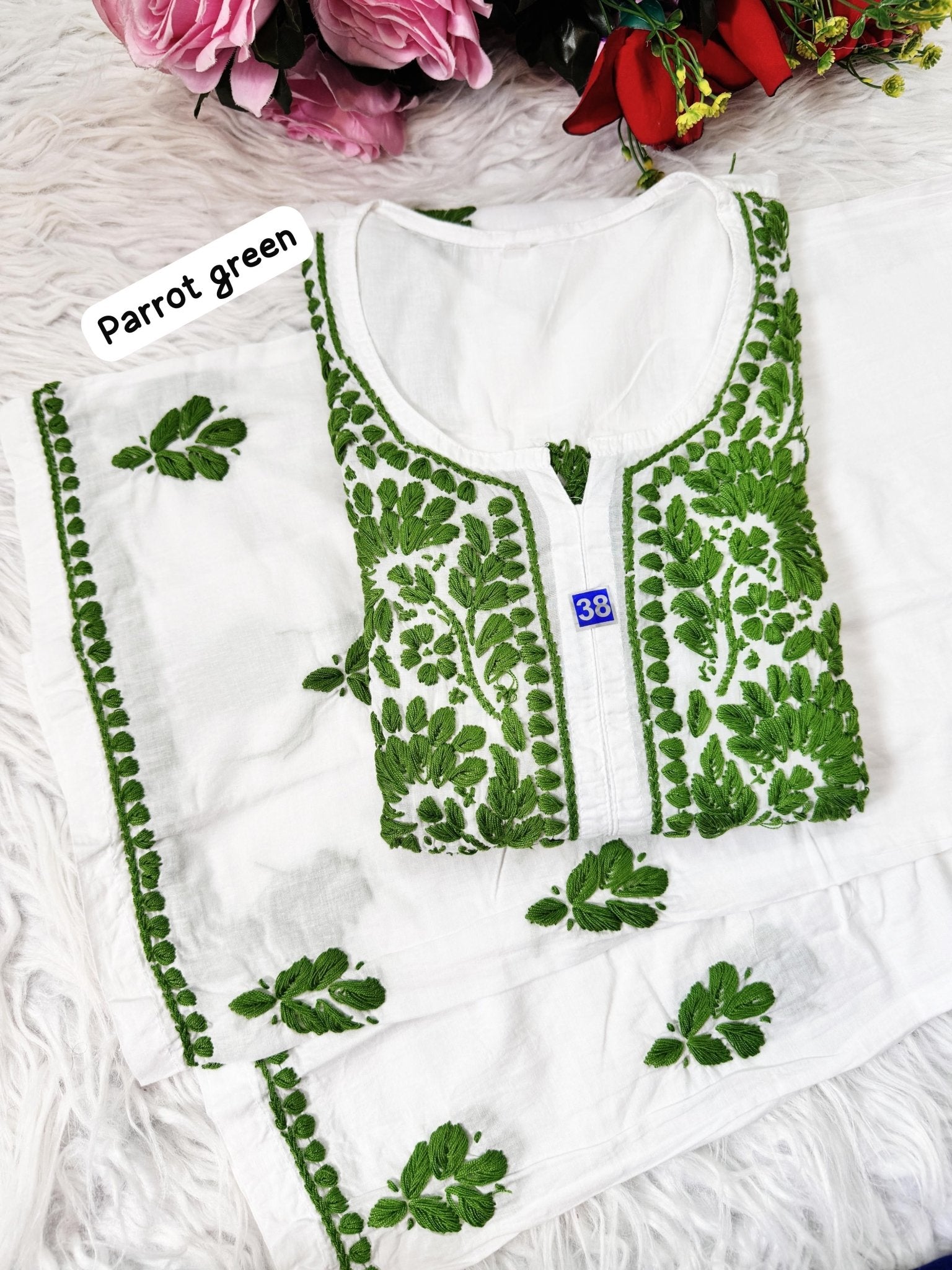 34 / green