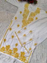 Pure Mul cotton Hand Threaded Kurta and plazzo - Chikankari official