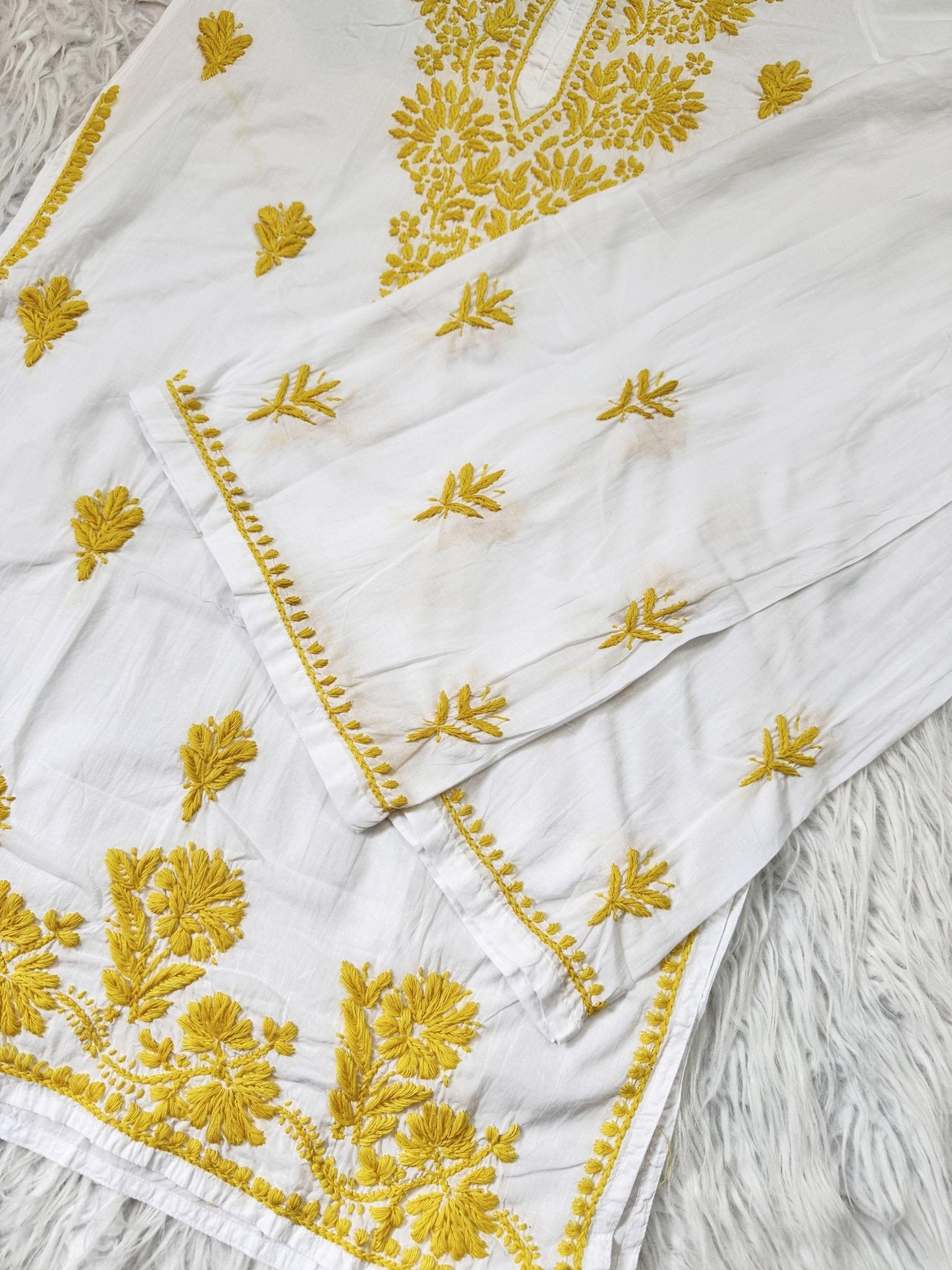 Pure Mul cotton Hand Threaded Kurta and plazzo - Chikankari official