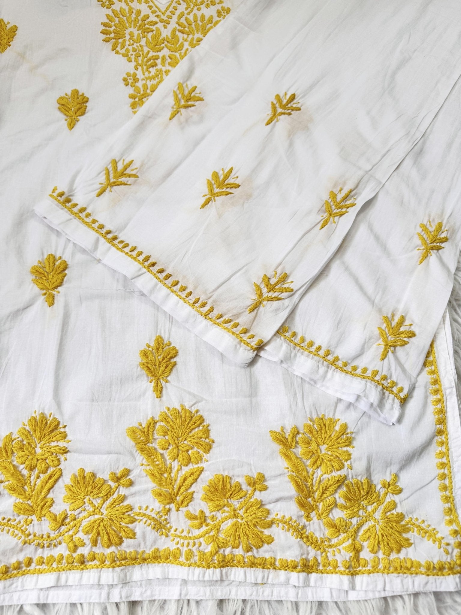 Pure Mul cotton Hand Threaded Kurta and plazzo - Chikankari official