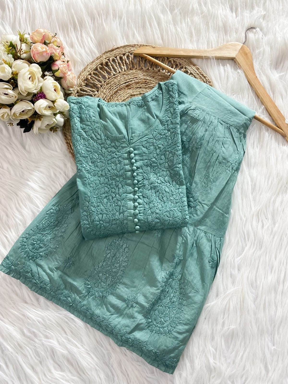 Pure Mul Mul dyed Co - ord Set - Chikankari official