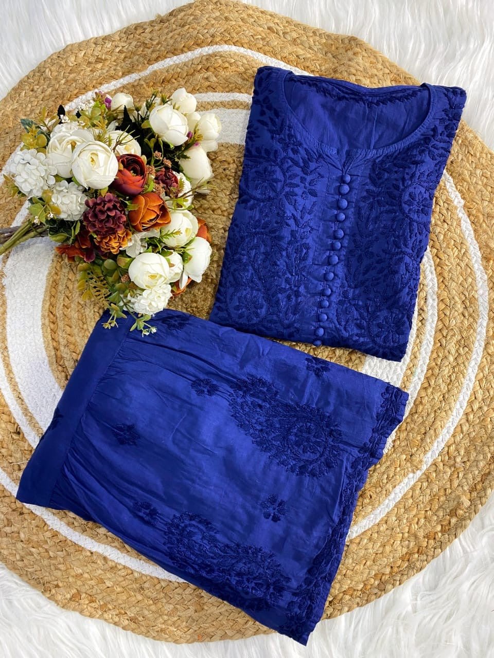 Pure Mul Mul dyed Co - ord Set - Chikankari official