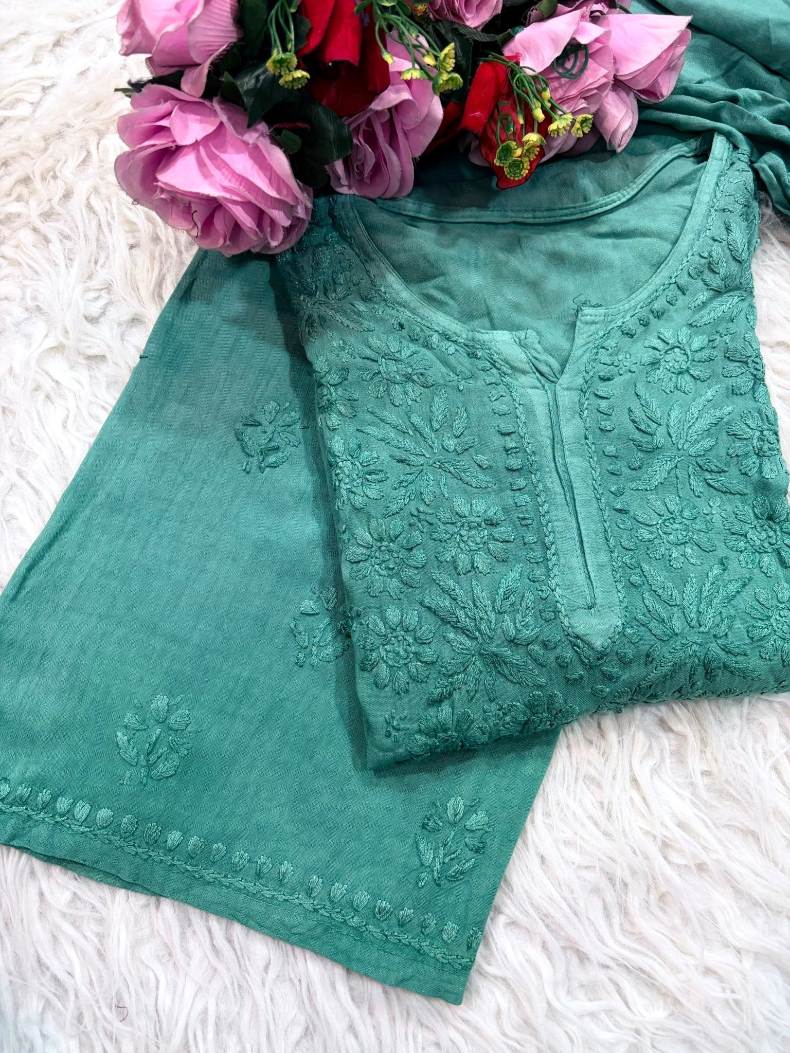 Pure Rayo rangrez Soft fabric 2pc set - Chikankari official
