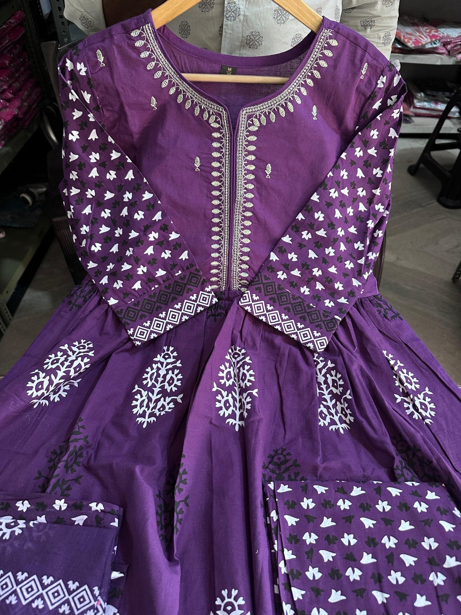 Purple Flaired Anarkali Suit Set - Chikankari official