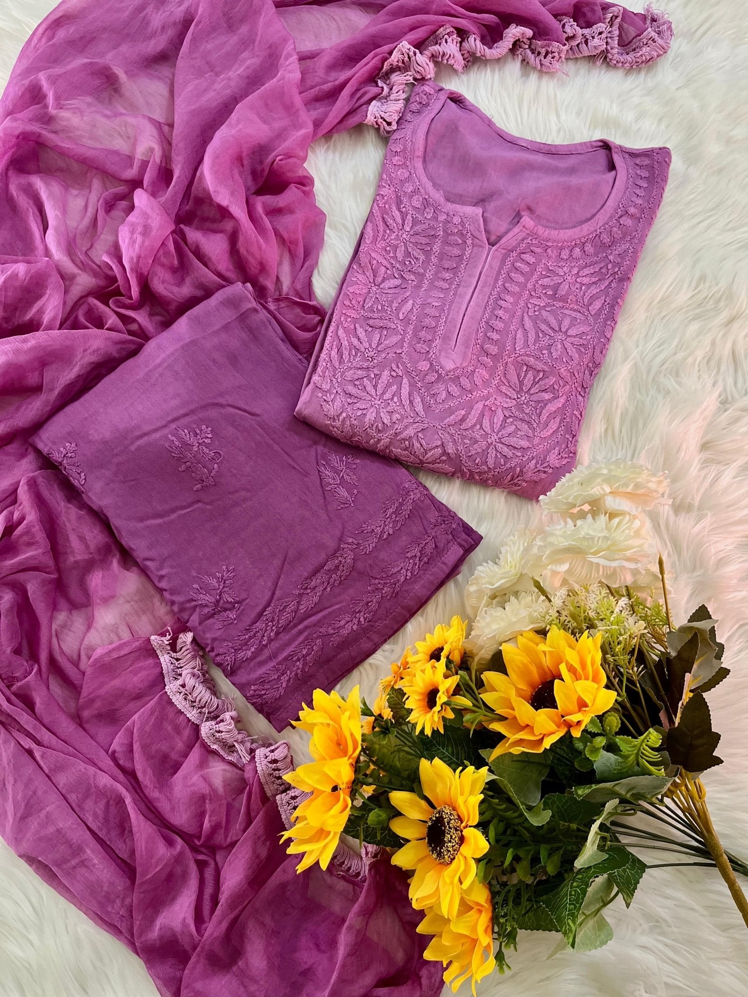 Rangrez 3pc Ombre Soft Crafted Designer Set - Chikankari official