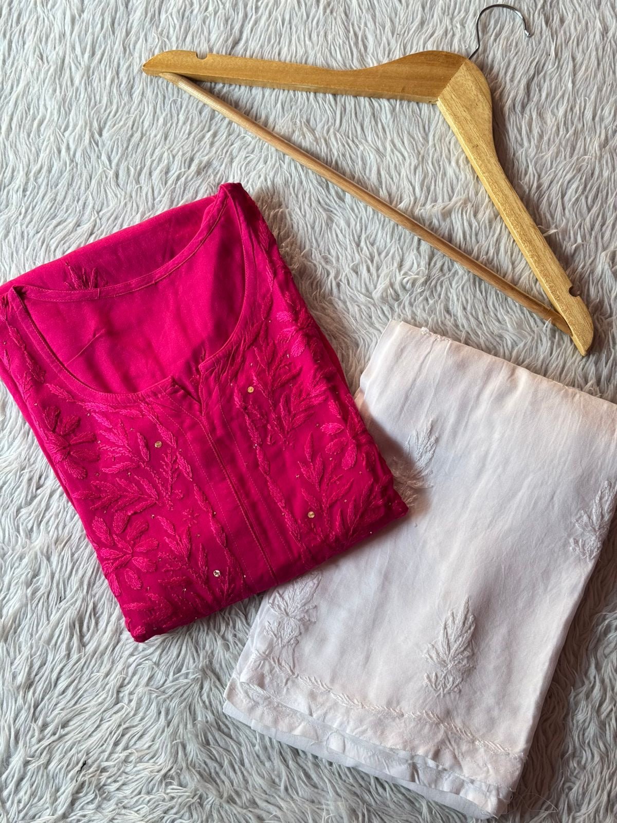36 / pink