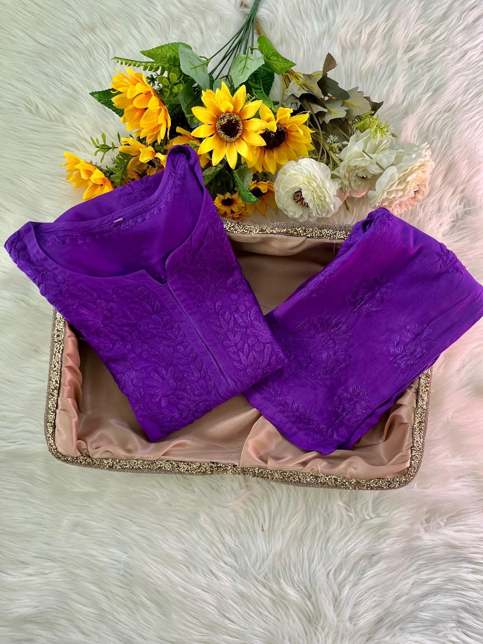 38 / purple