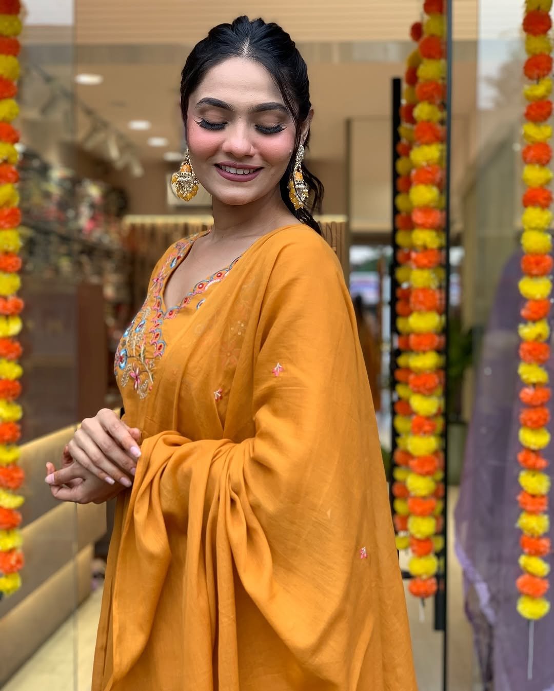 Rangreza Orange 3pc suit Set - Chikankari official