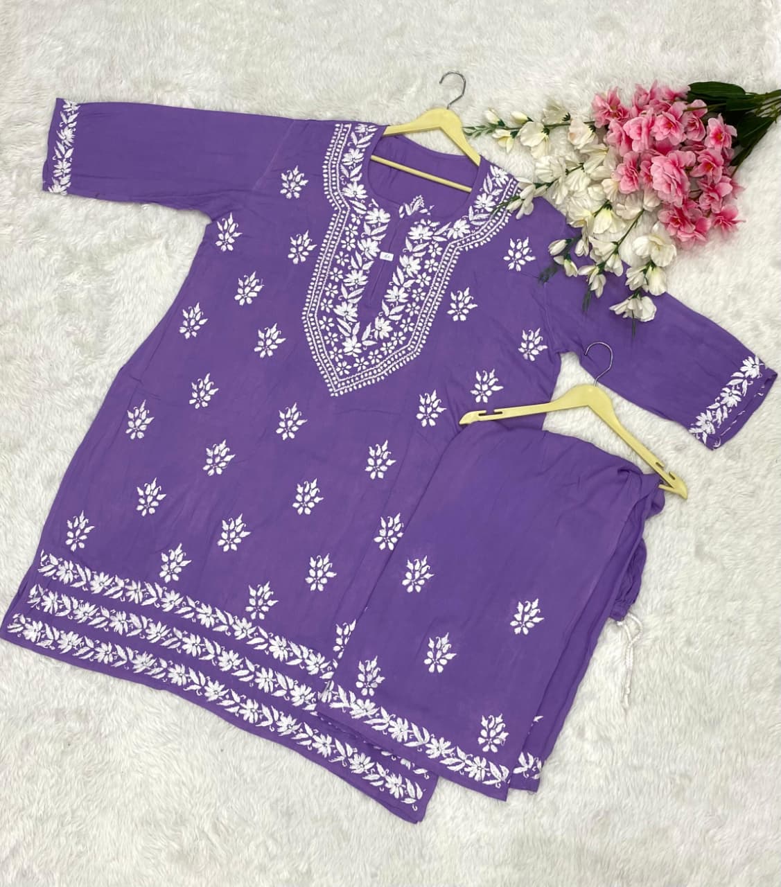 50 / lilac