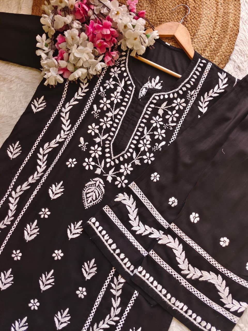 Rayon crafted designed white thread 2pc Set - Chikankari official