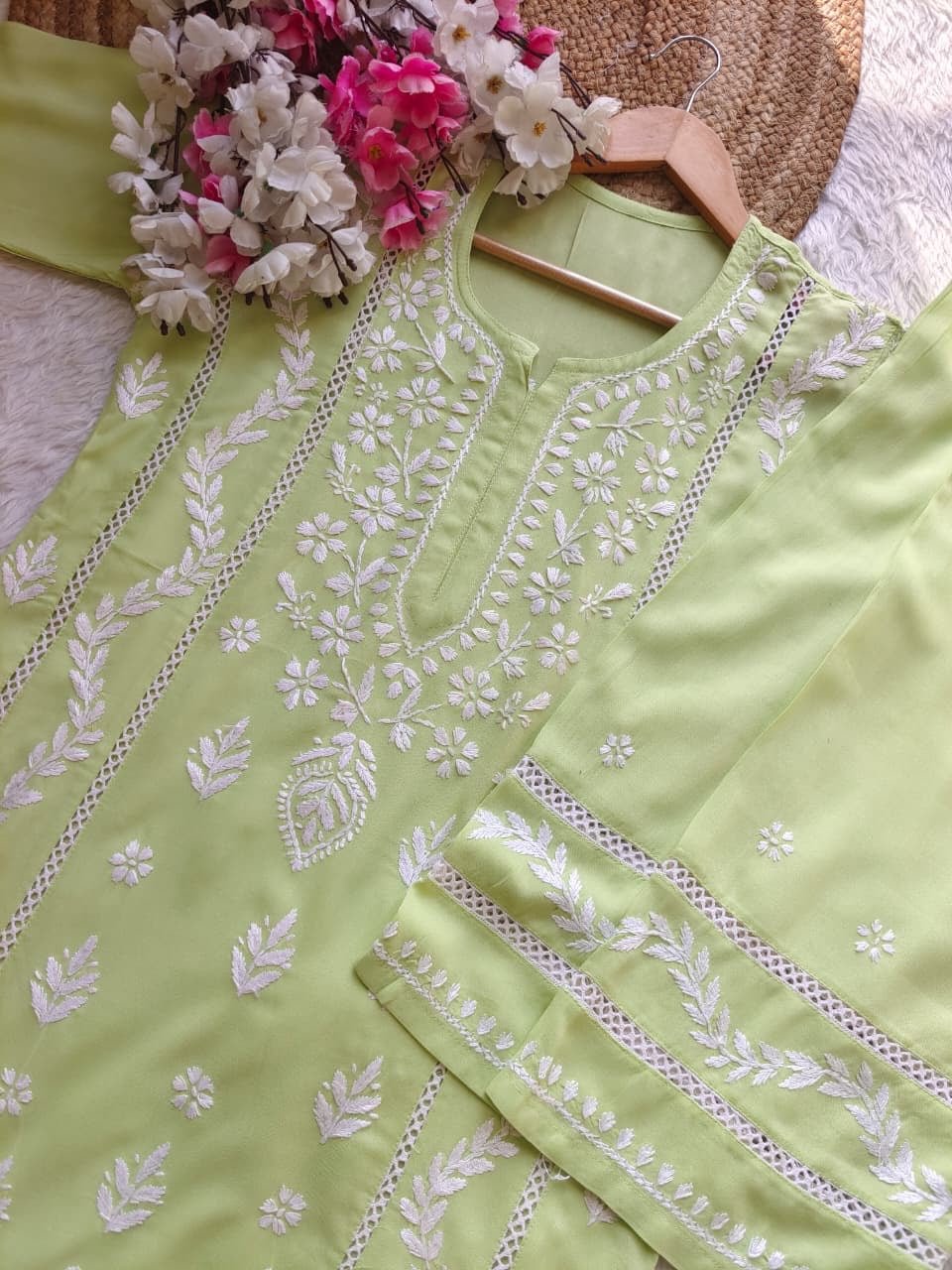 Rayon crafted designed white thread 2pc Set