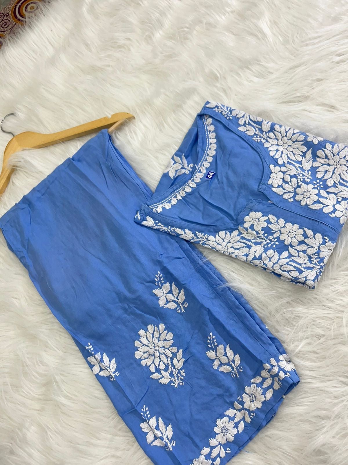 Rayon Daman Buta Co ord Set - Chikankari official