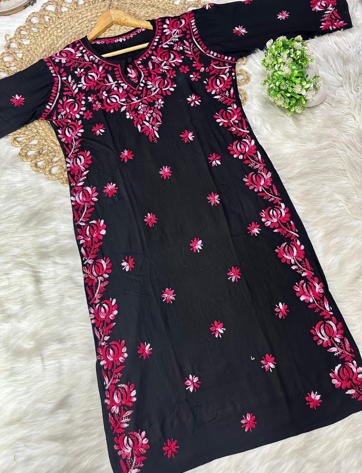 Rayon Dual Thread pink kurta - Chikankari official
