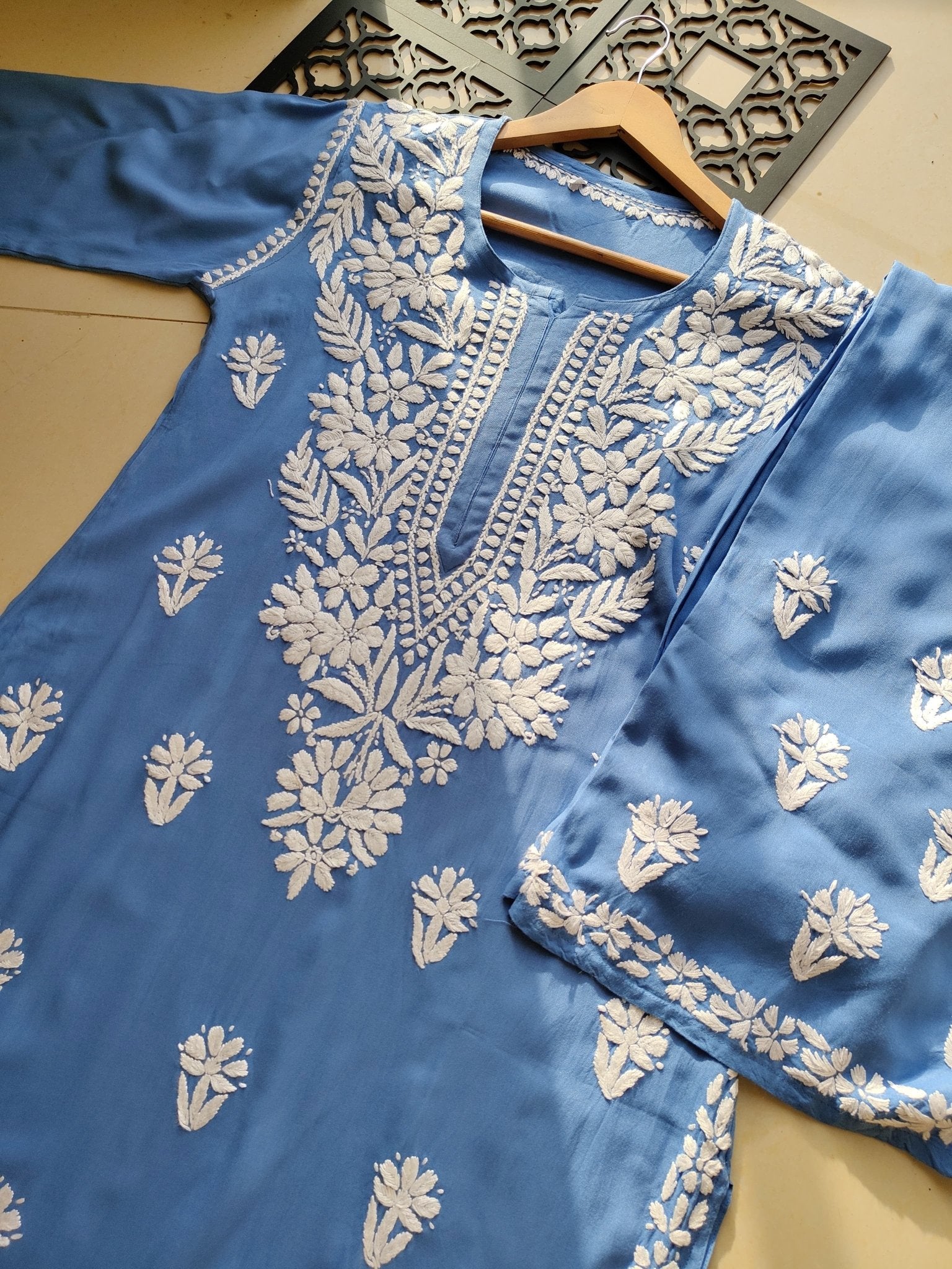 Rayon Flowers Embroidery Kurta and Plazzo - Chikankari official