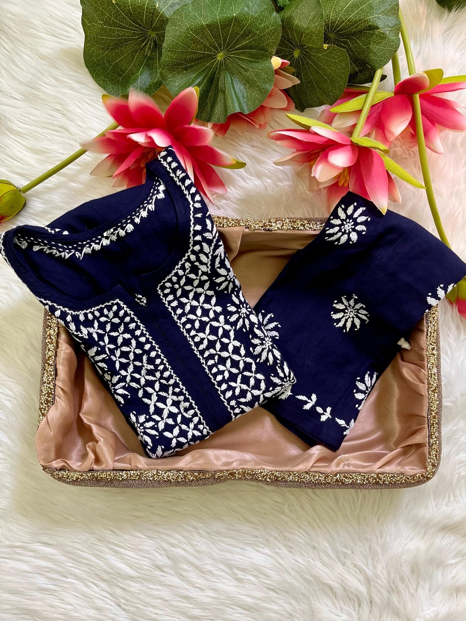 38 / navy blue