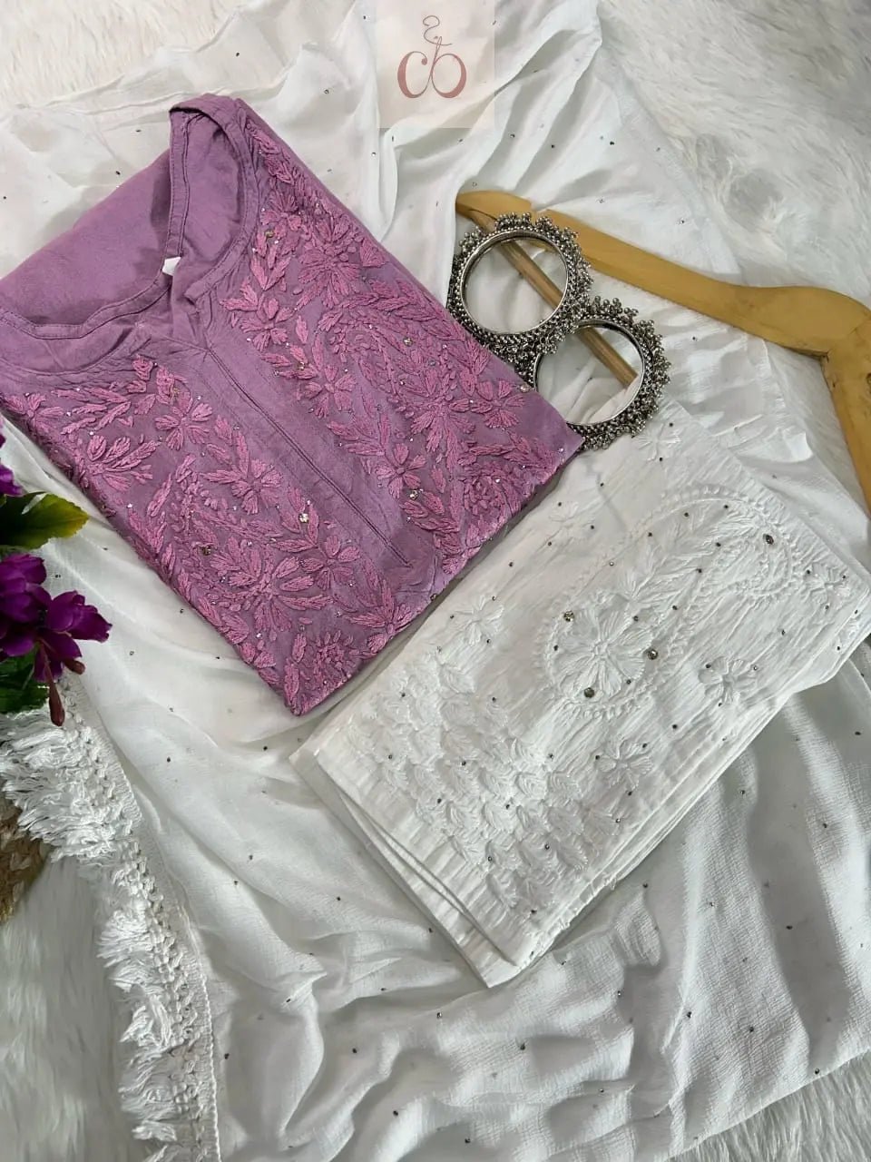 38 / mauve