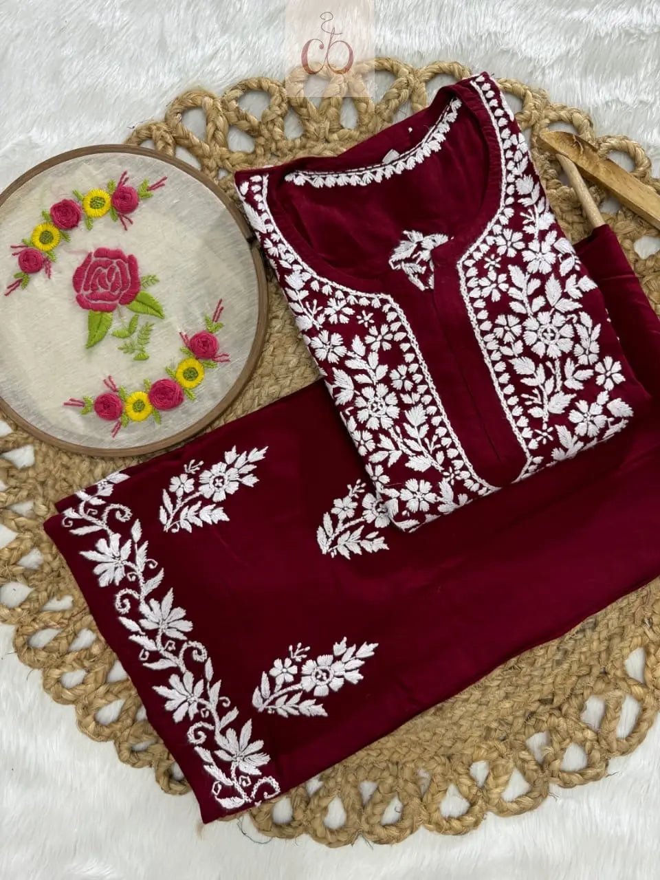 38 / maroon