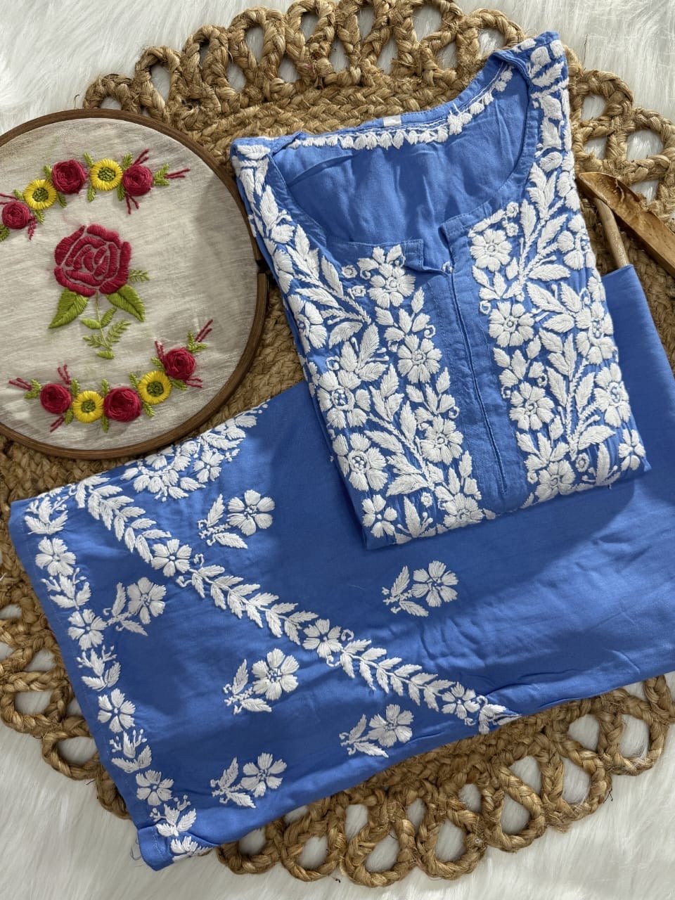 38 / blue