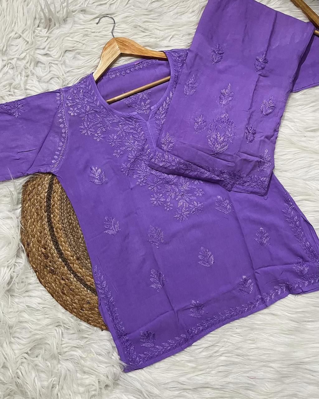 36 / lavender