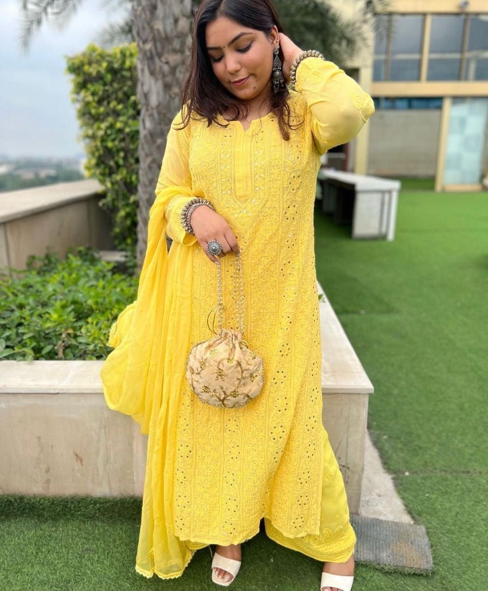 38 / yellow