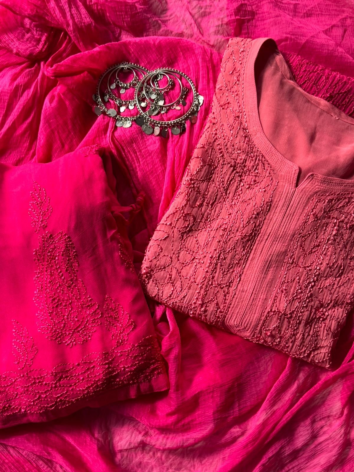 38 / pink