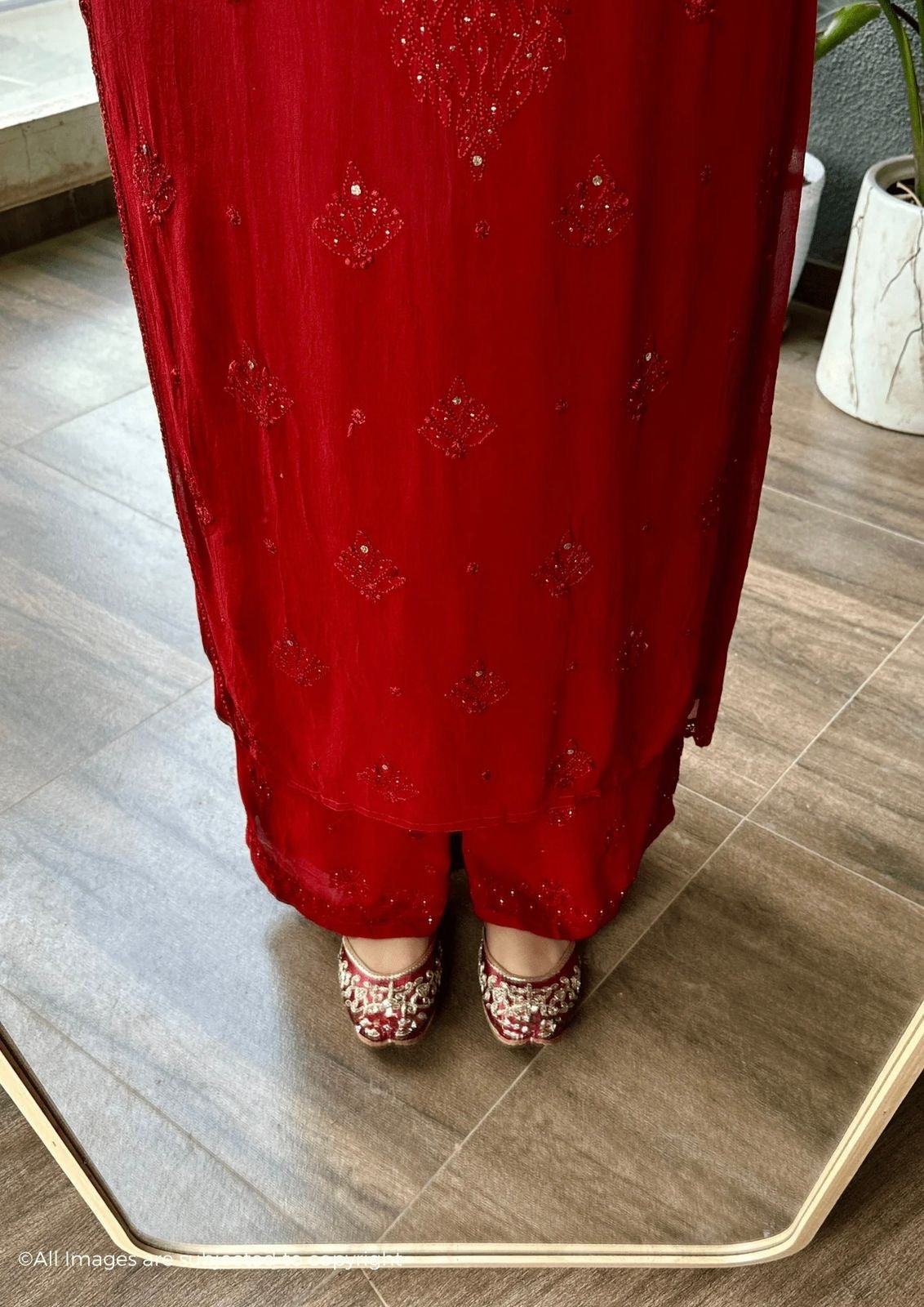 Resham Viscose Gala Buti Jaal Kurta Set - Chikankari official