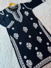 Rose Boota Modal Qureshiya button Kurta - Chikankari official